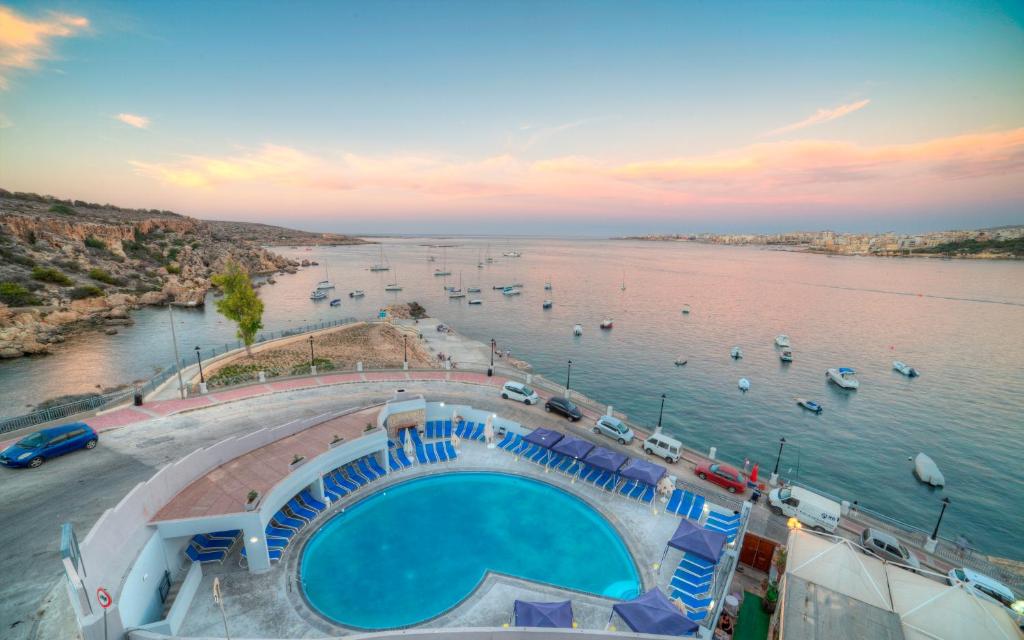 hotels with balcony in St Pauls Bay