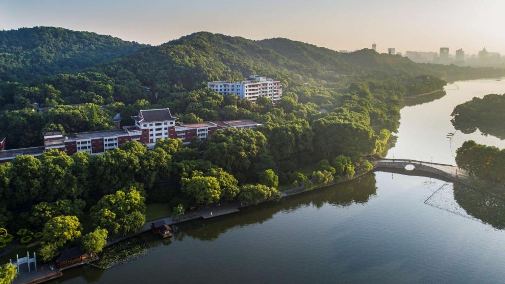 hotels with balcony in Hangzhou