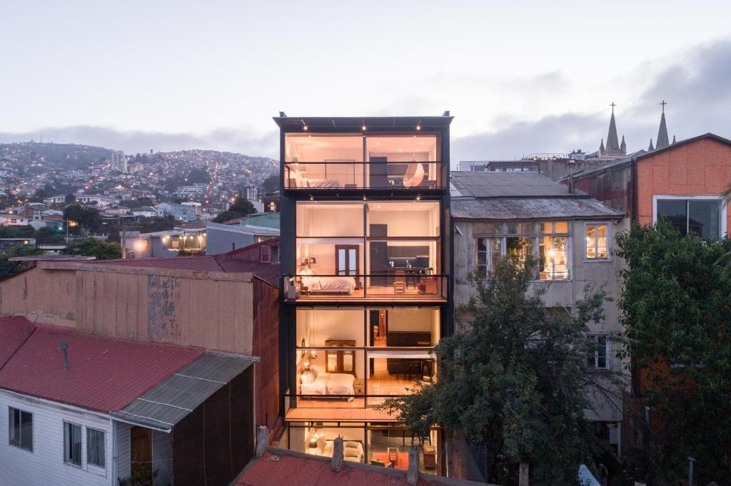 hotels with balcony in Valparaiso Chile