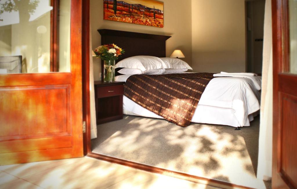 hotels with balcony in Northern Cape