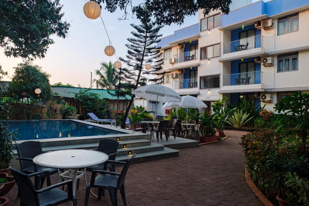 hotels with balcony in Calangute