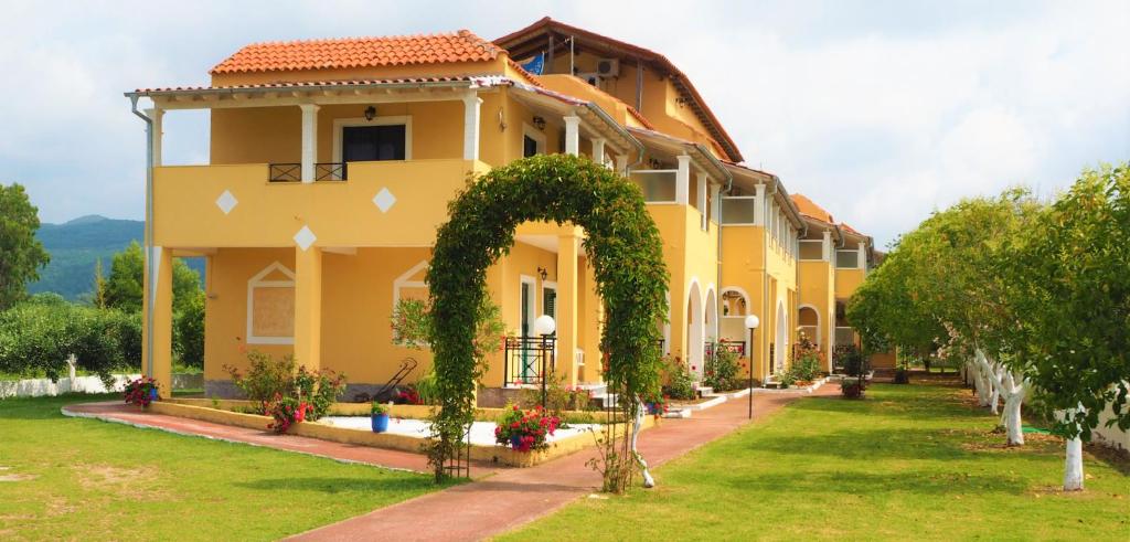 hotels with balcony in Corfu