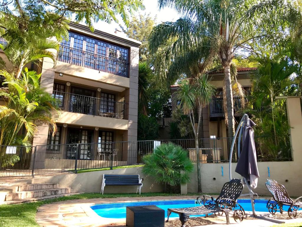 hotels with balcony in Pretoria