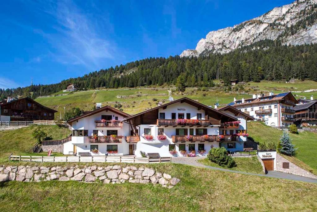 hotels with balcony in Selva Di Val Gardena