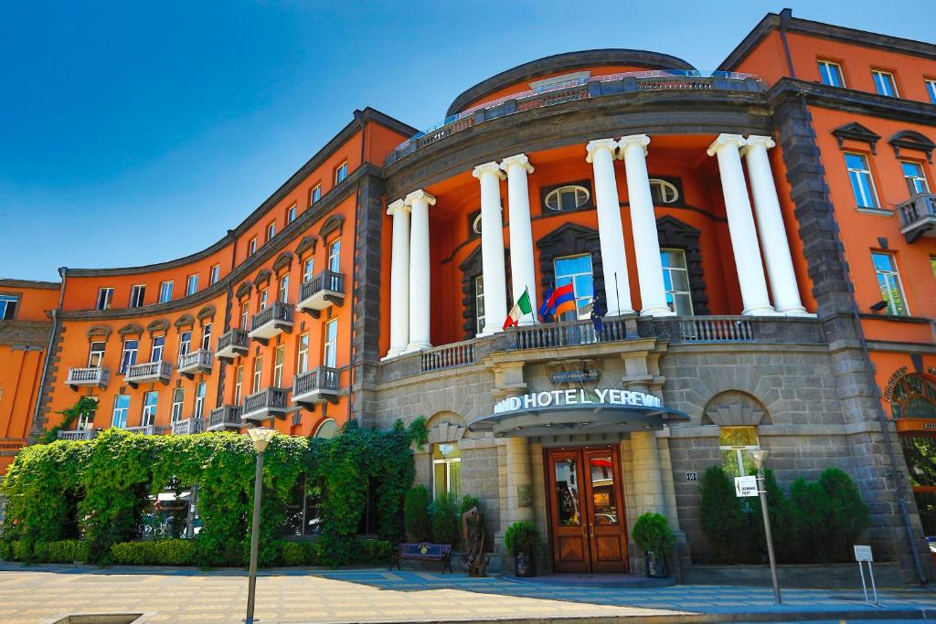 hotels with balcony in Yerevan