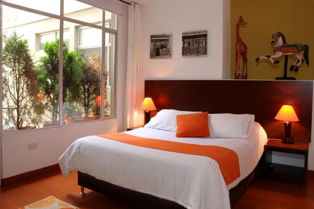 hotels with balcony in Bogota Chapinero