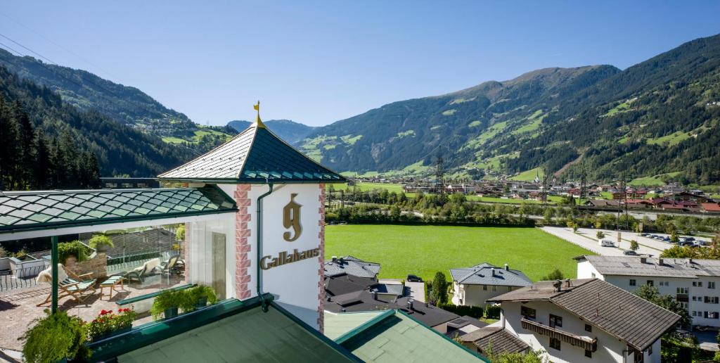 hotels with balcony in Zell Am Ziller