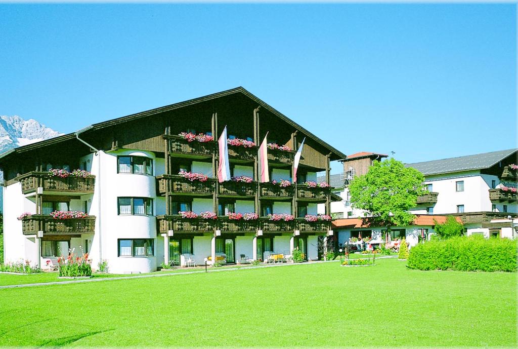 hotels with balcony in Innsbruck