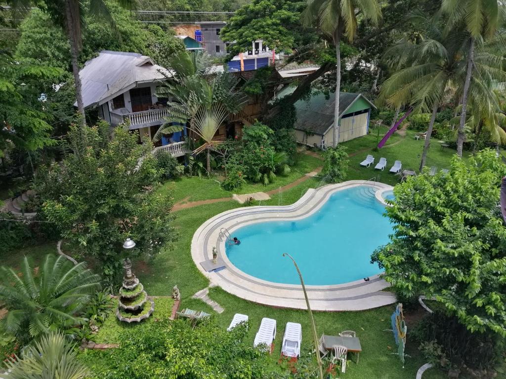 hotels with balcony in Coron