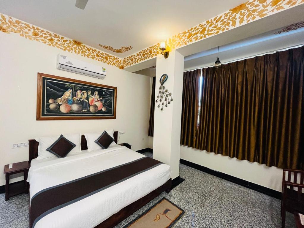 hotels with balcony in Pushkar