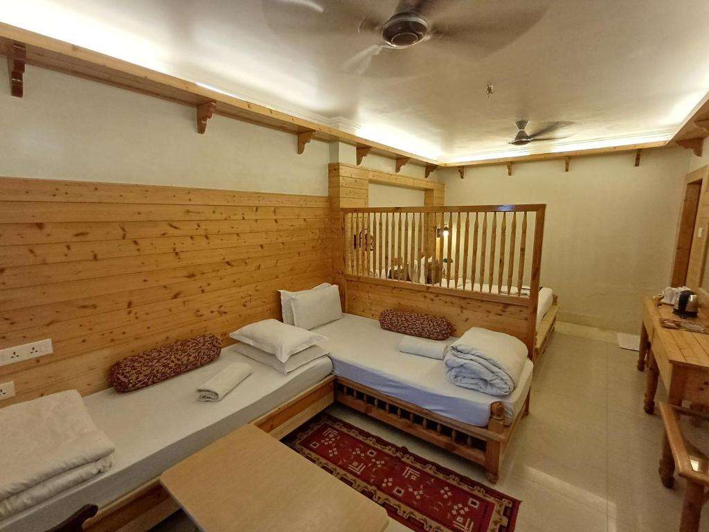 hotels with balcony in Varanasi