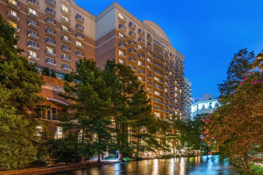 hotels with balcony in San Antonio United States