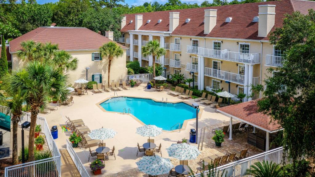 hotels with balcony in Hilton Head Island