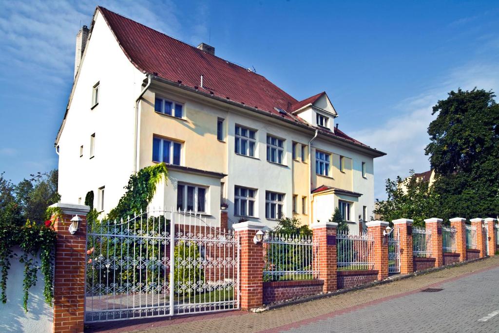 hotels with balcony in Ostrava