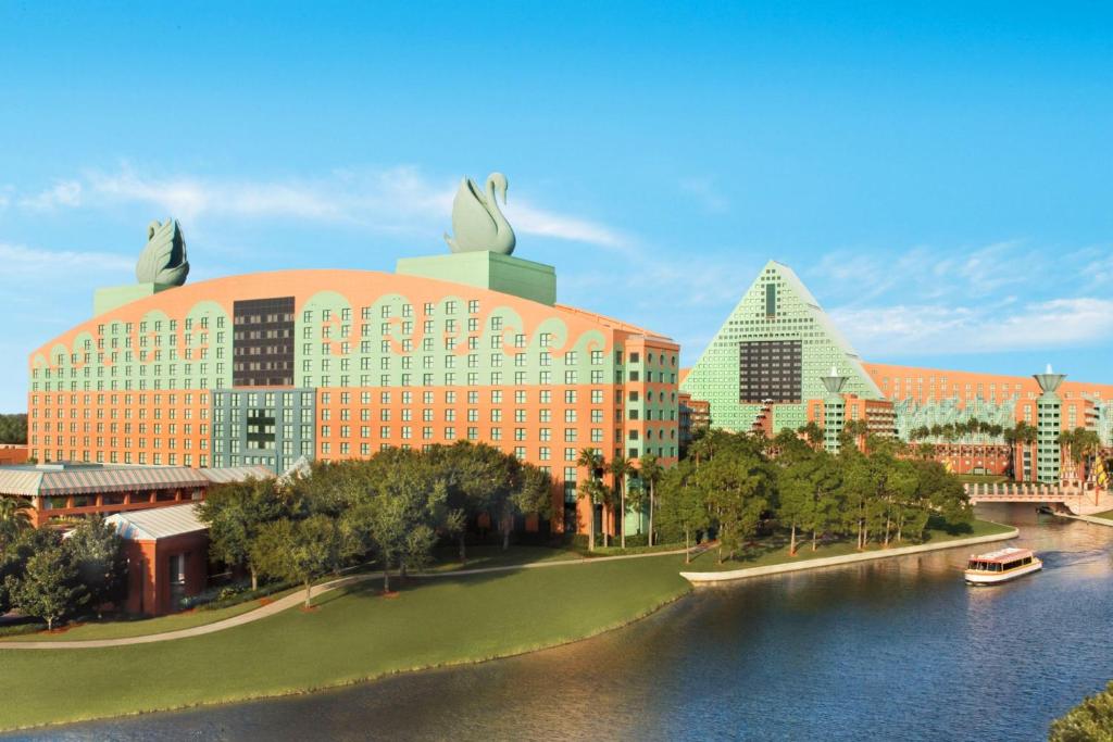 hotels with balcony in Orlando Celebration