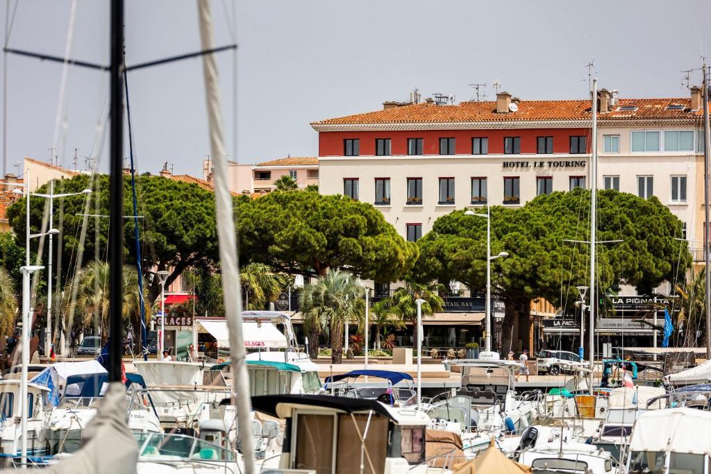 hotels with balcony in Saint Raphael