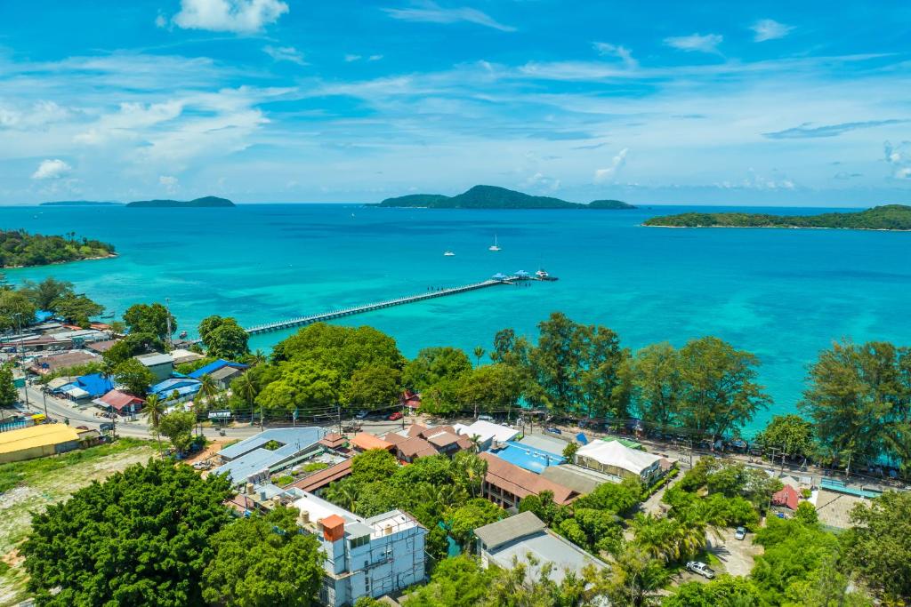 hotels with balcony in Rawai Beach Rawai Park