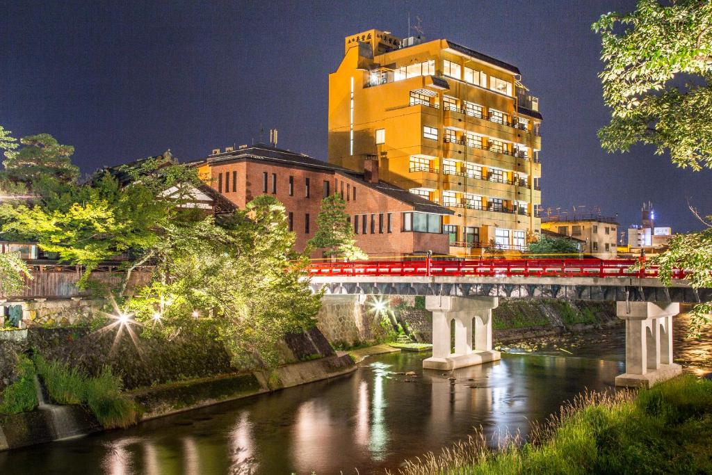 hotels with balcony in Takayama