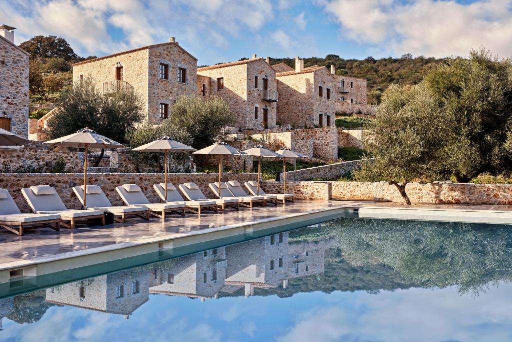 hotels with balcony in Gytheion