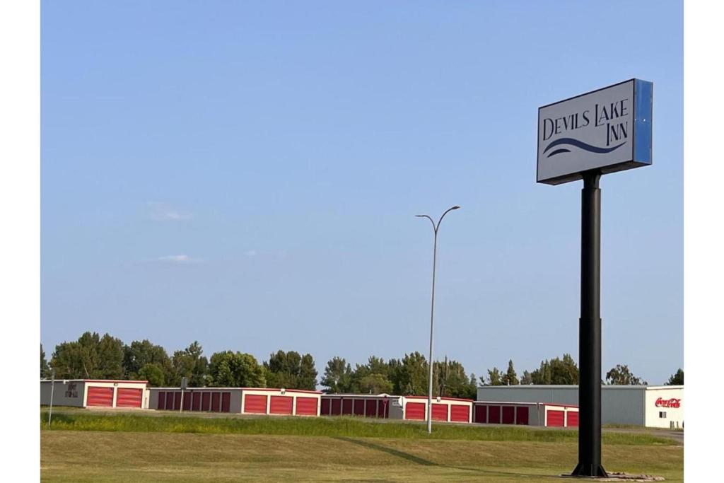 hotels with balcony in North Dakota