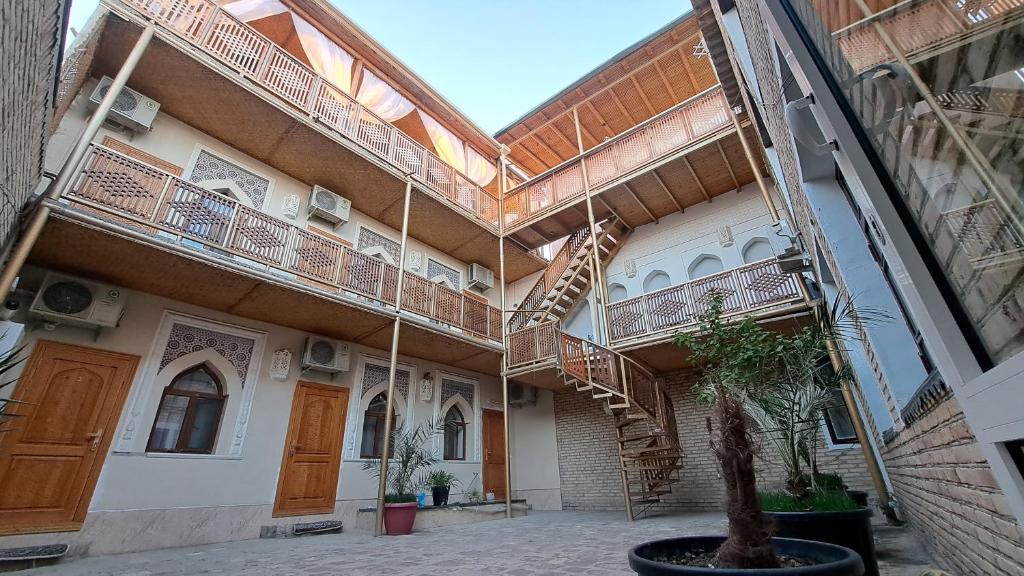 hotels with balcony in Bukhara