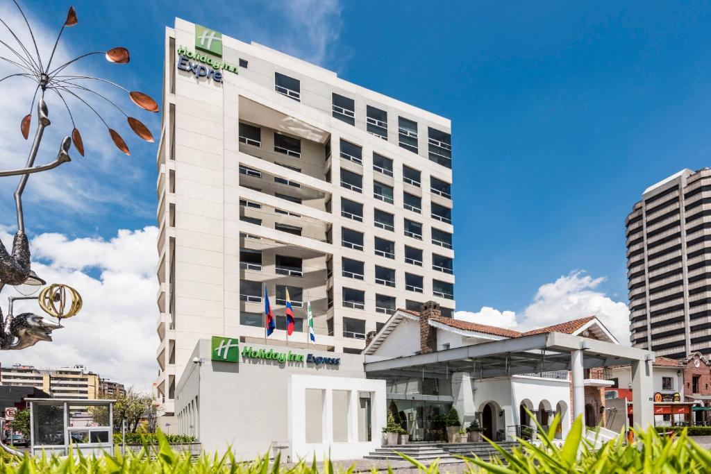 hotels with balcony in Quito