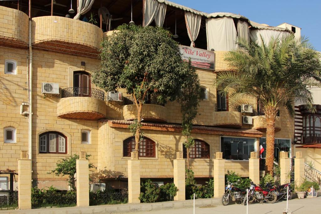 hotels with balcony in Luxor Egypt