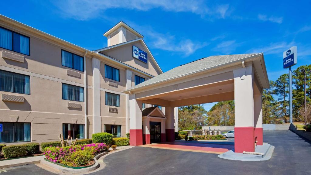 hotels with balcony in Augusta