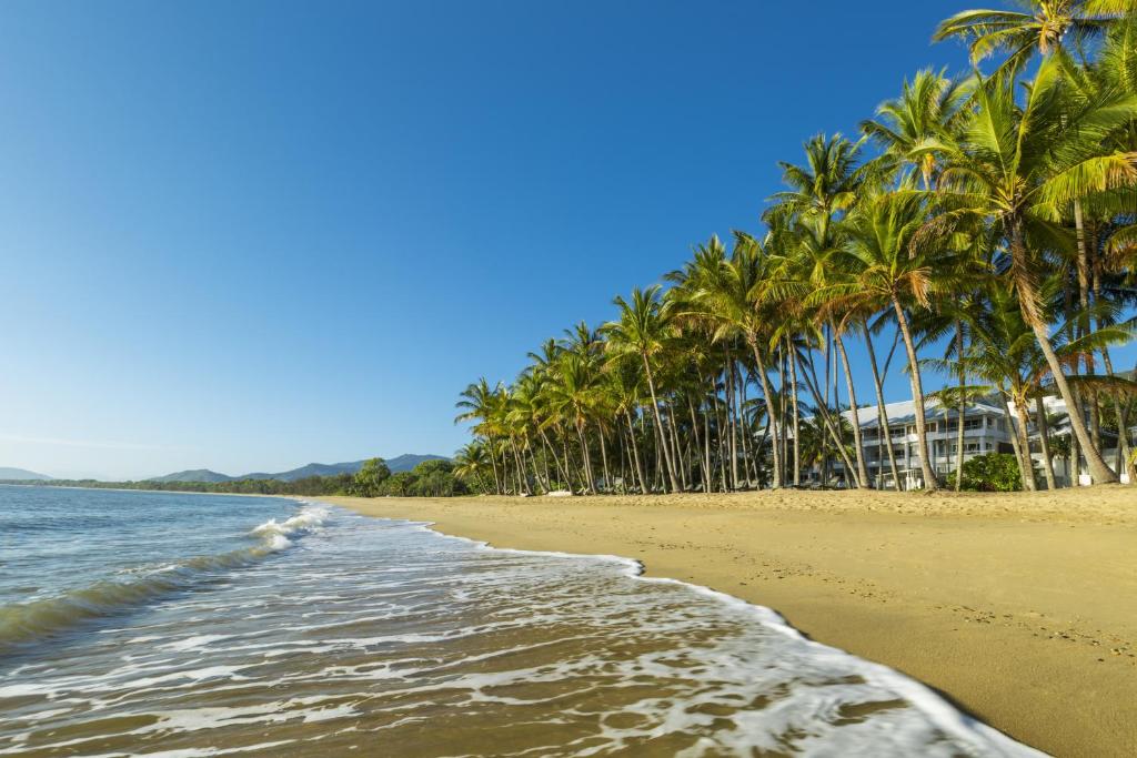 hotels with balcony in Palm Cove