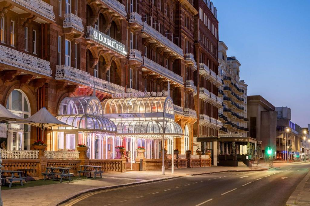 hotels with balcony in Brighton Hove