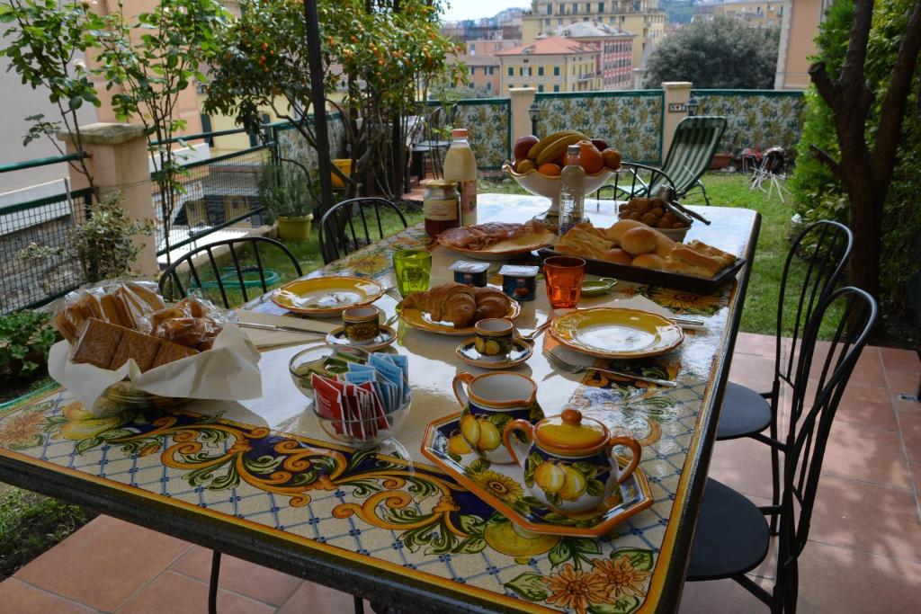 hotels with balcony in Rapallo