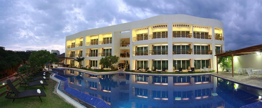 hotels with balcony in Santa Cruz Huatulco