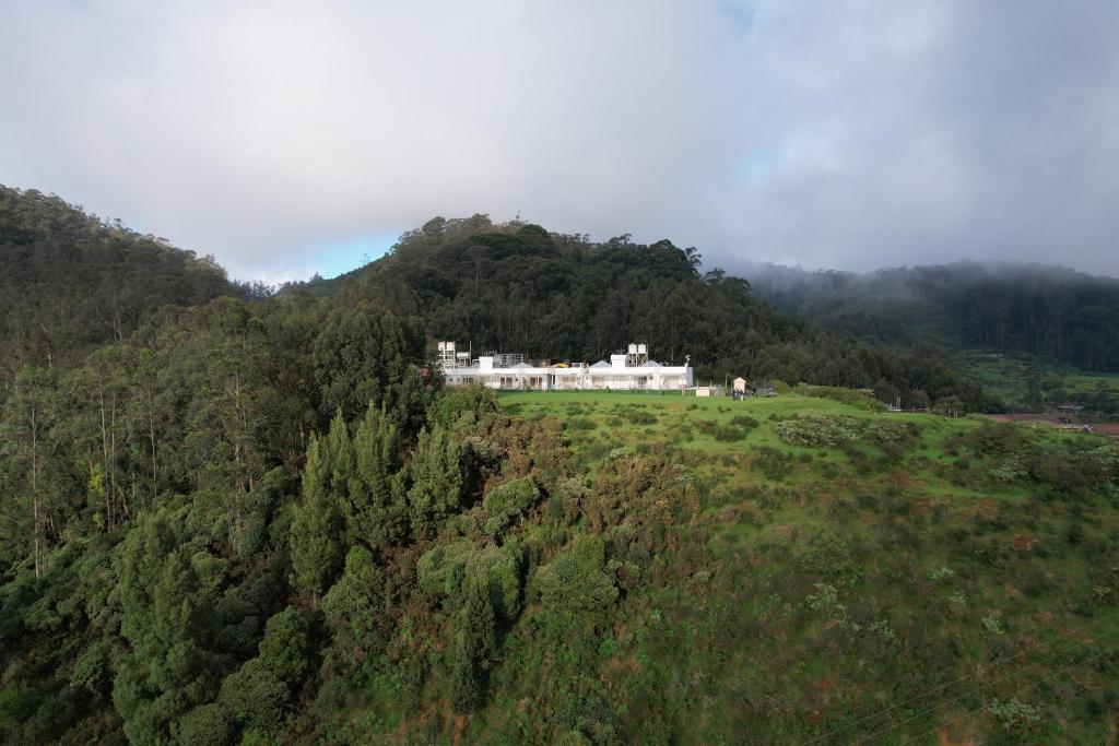 hotels with balcony in Udagamandalam Ooty View Point