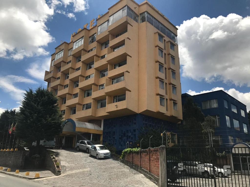 hotels with balcony in Quito