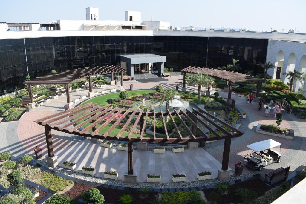 Lahore Hotels with Balcony