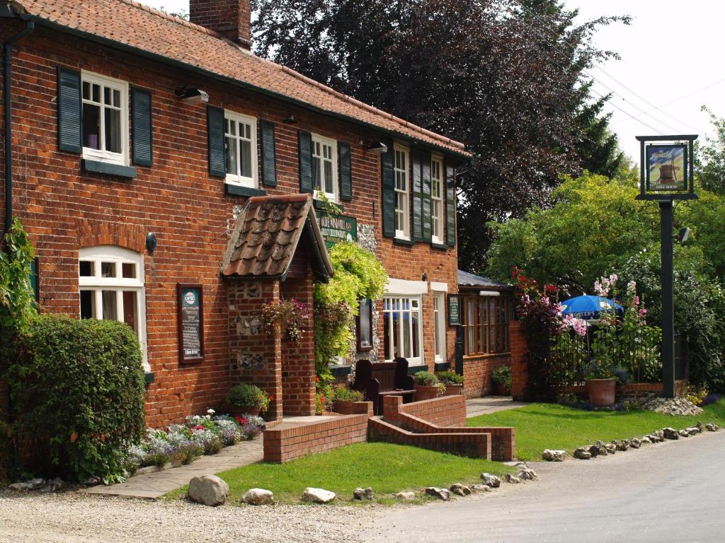 hotels with balcony in Norfolk