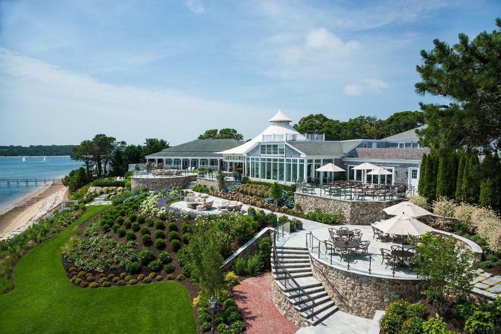 hotels with balcony in Cape Cod