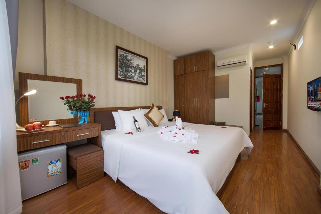 hotels with balcony in Hanoi Cau Giay