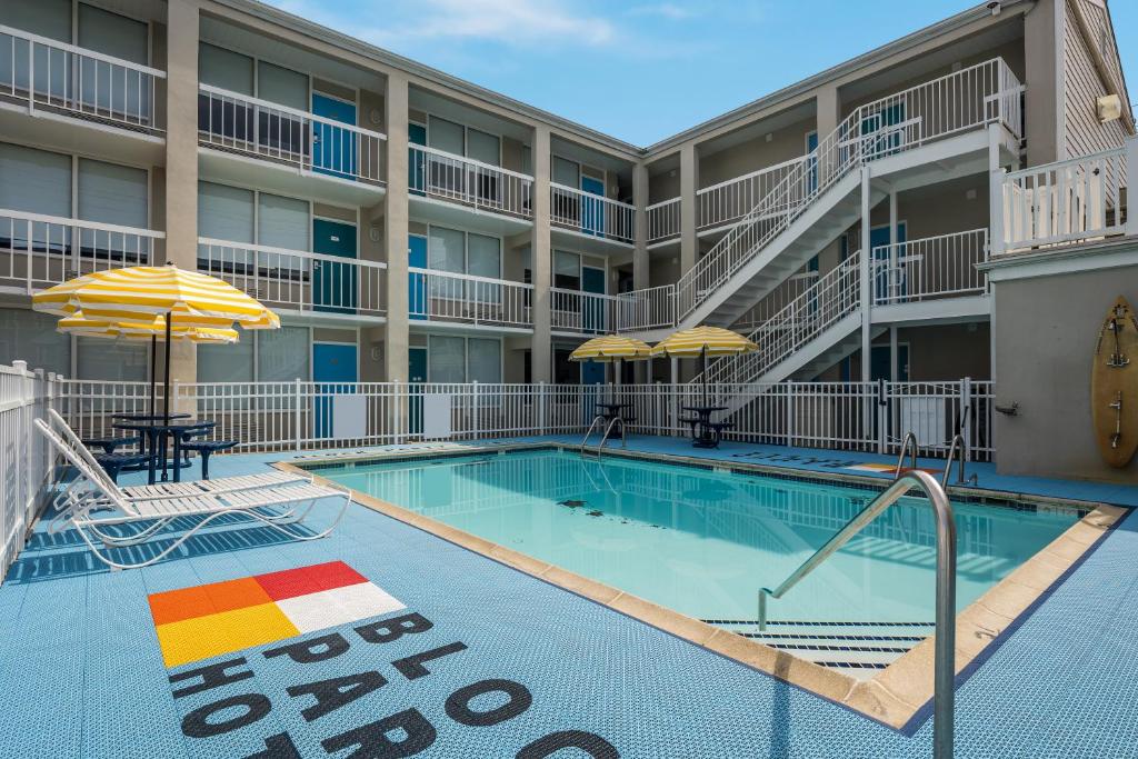 hotels with balcony in Rehoboth Beach