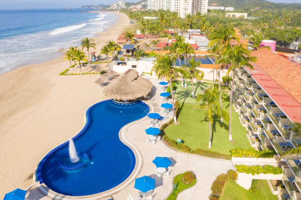 hotels with balcony in Ixtapa