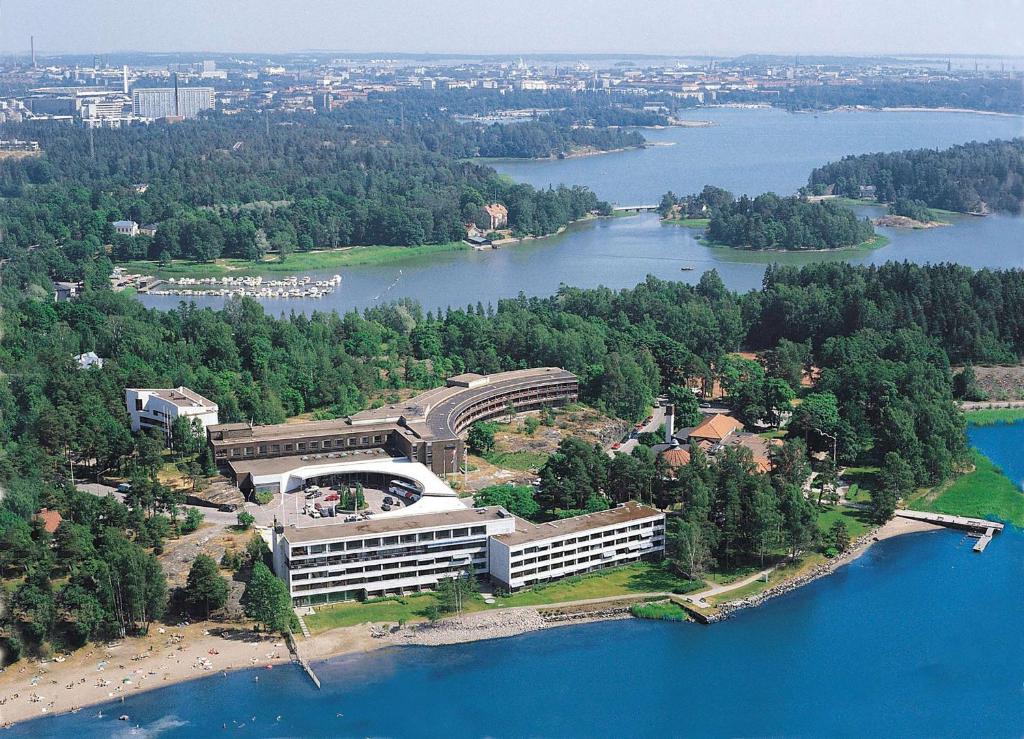 hotels with balcony in Helsinki