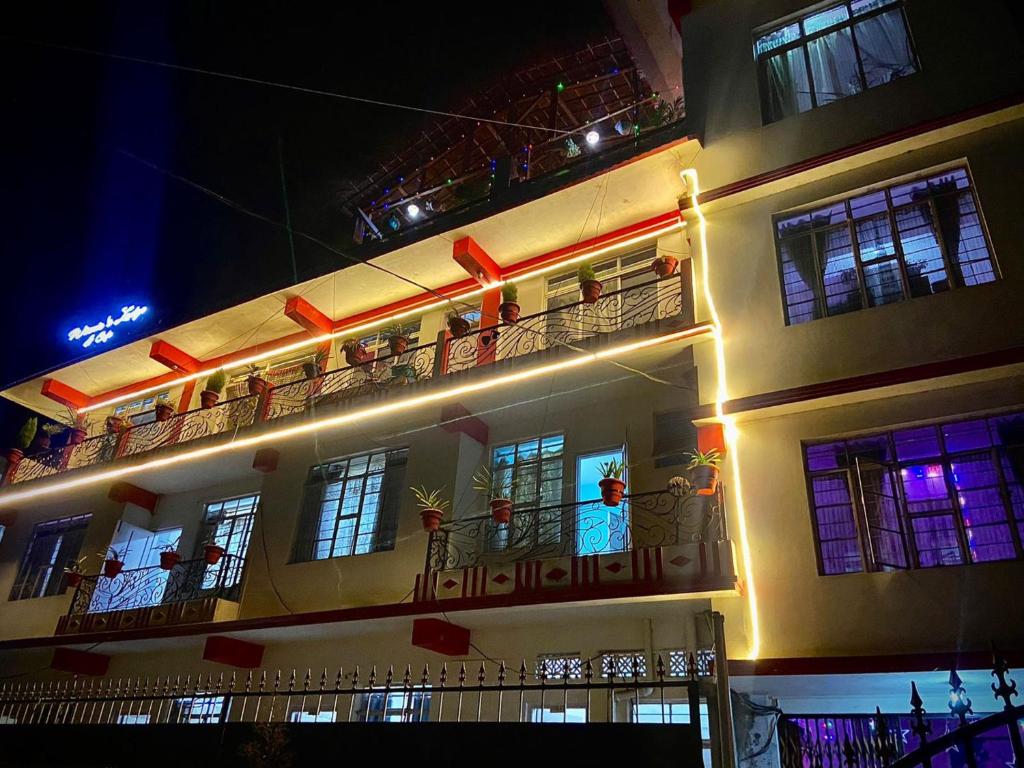 hotels with balcony in Shillong