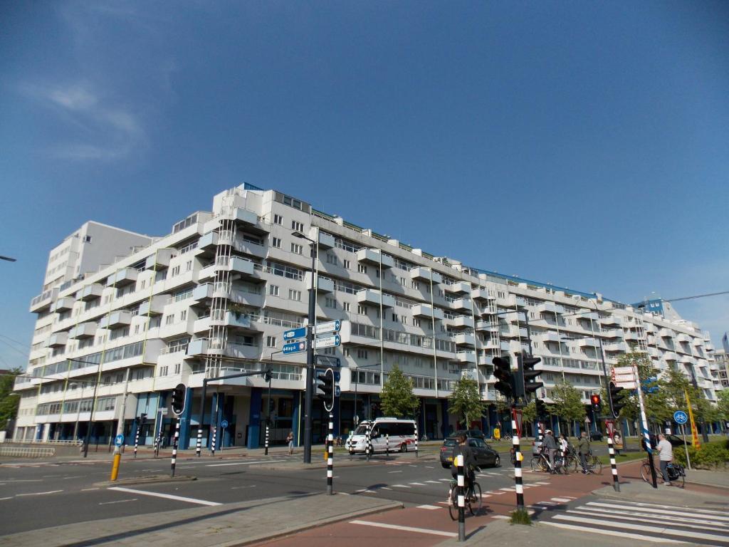 hotels with balcony in Rotterdam