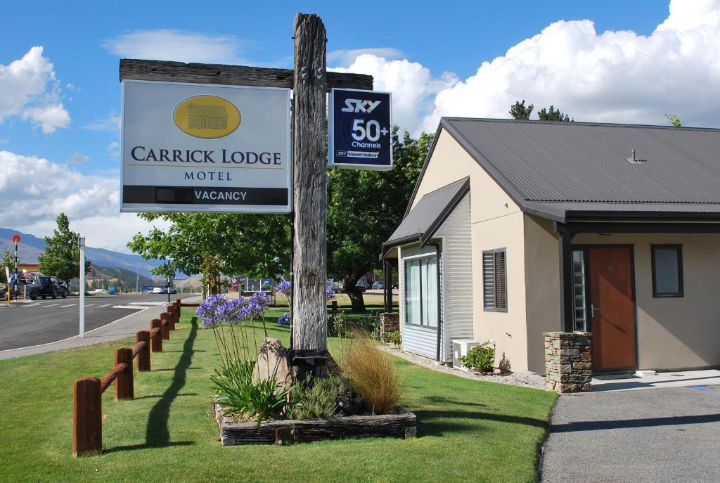 hotels with balcony in Cromwell New Zealand