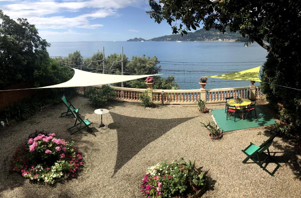 hotels with balcony in Rapallo