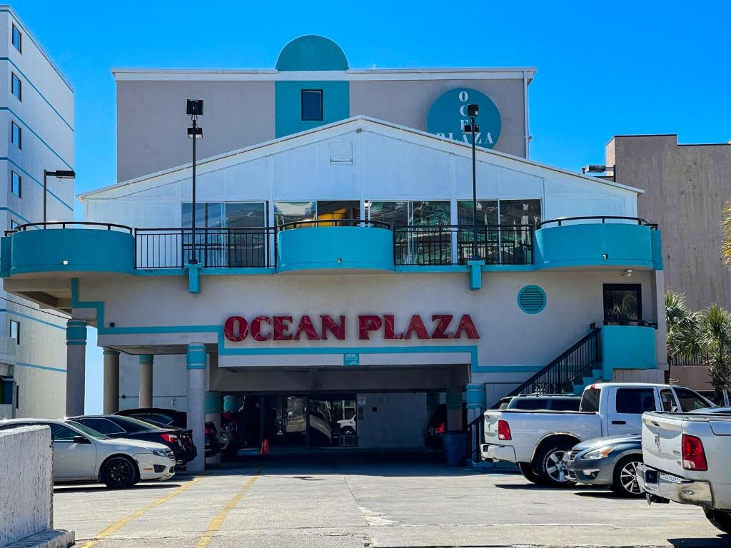 hotels with balcony in Myrtle Beach The Market Common