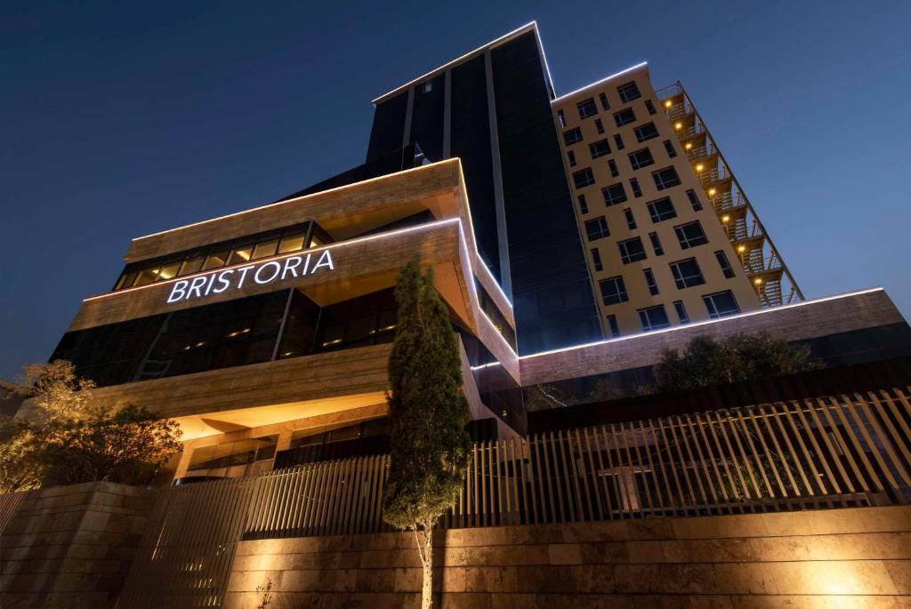 hotels with balcony in Erbil