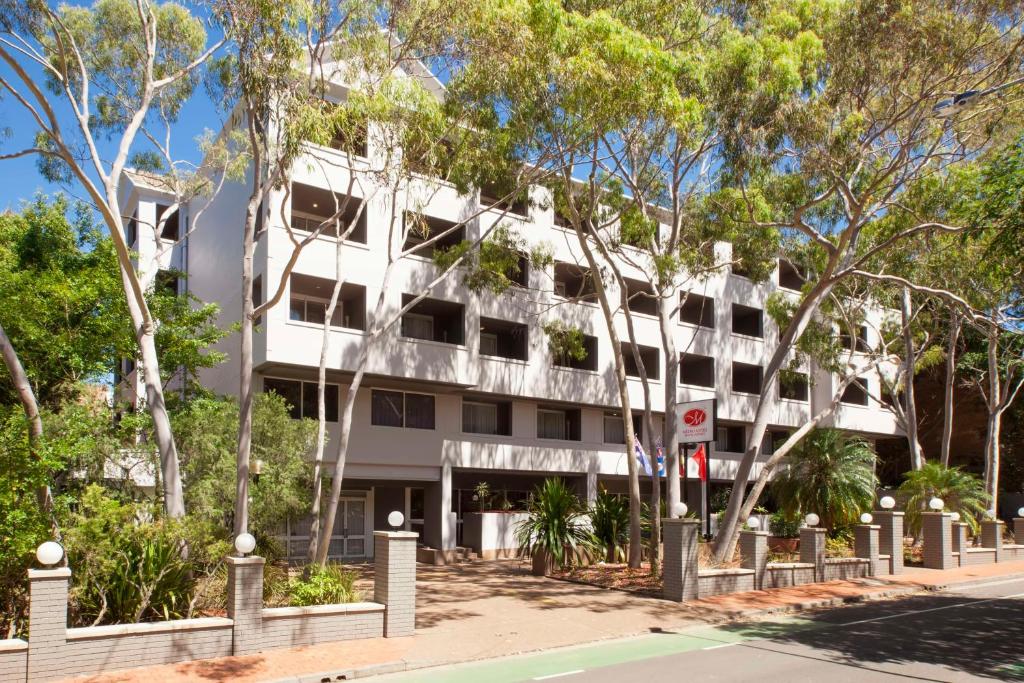 hotels with balcony in Sydney Pyrmont