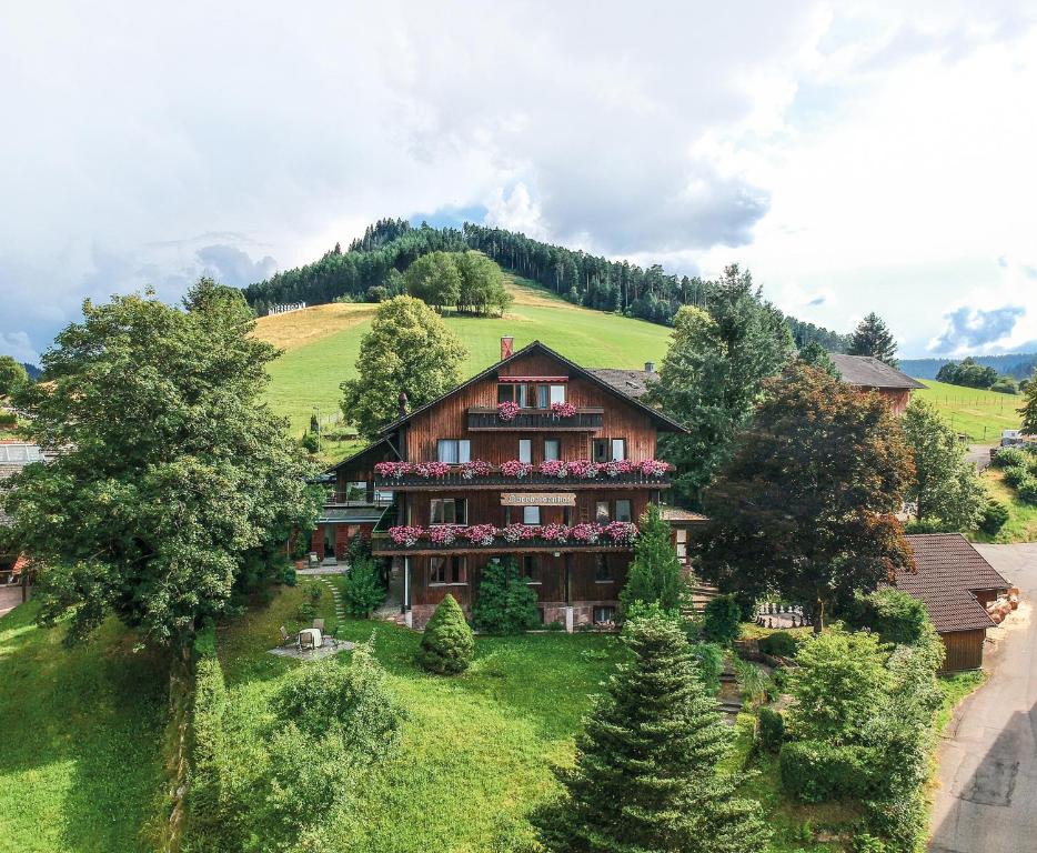 hotels with balcony in Baiersbronn