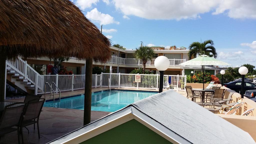 hotels with balcony in Pompano Beach